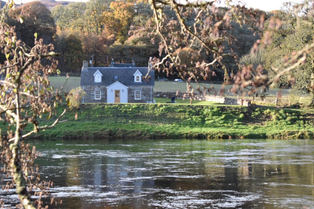 Heron Cottage, Port O Tay 皮特洛赫里 外观 照片